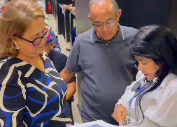 Secretária Fátima Araújo participa de reunião com Júnior Viana e superintendentes da Secap