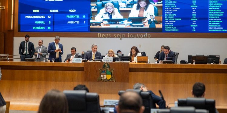 Assembleia aprova urgência na votação de projetos para investimentos no Maranhão