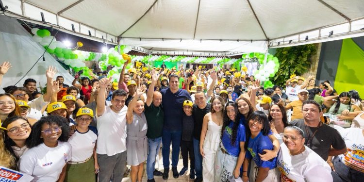 No Coroadinho, Orleans Brandão reafirma compromisso de trabalhar por São Luís