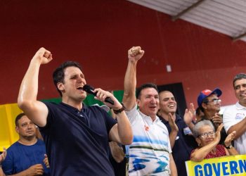 Orleans Brandão arrasta multidão em Tutóia e amplia força política no litoral maranhense