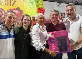 Prefeitura de Matinha celebra Dia das Mães com grande festa e homenagens