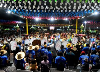 Cultura e tradição marcam penúltima noite do Arraial da Assembleia
