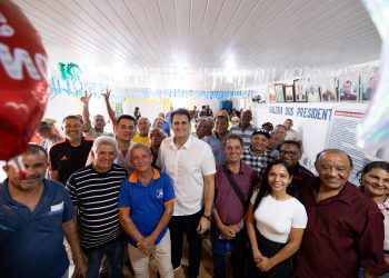 Em diálogo com taxistas de todo o Maranhão, Orleans Brandão assume compromisso com a categoria