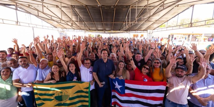 Orleans Brandão recebe apoio de lideranças e reforça compromisso com Parnarama