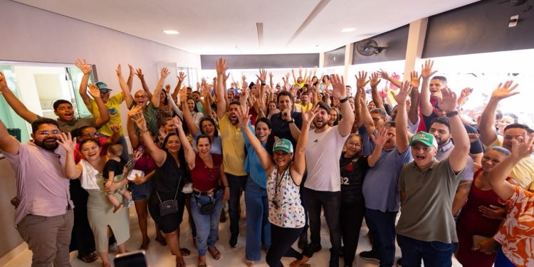 Orleans Brandão recebe apoio de Alanna Abreu em Miranda do Norte durante encontro com lideranças comunitárias