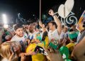 Em Bacabal, “Arrastão da Vitória” com time de Roberto Costa reúne multidão em apoio a Orleans Brandão