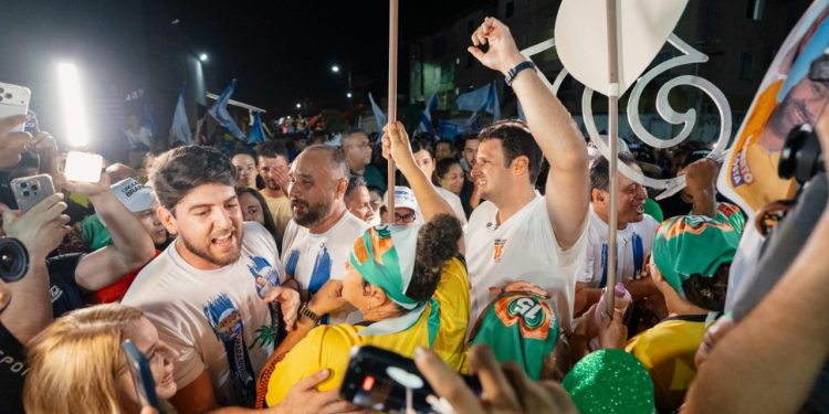 Em Bacabal, “Arrastão da Vitória” com time de Roberto Costa reúne multidão em apoio a Orleans Brandão