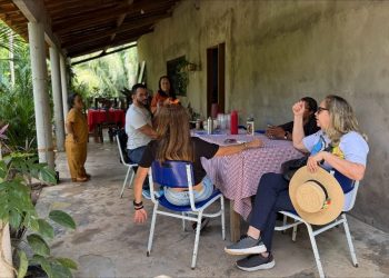 Sítio Casa de Elena transforma quintal no Gapara em experiência de agroturismo