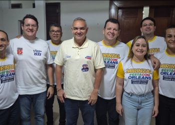 Prefeito Deivison reúne lideranças e aliados em grande carreata e motociata em Mirinzal oficializando o apoio á candidatura de Vinícius Ferro e Júnior Vianna