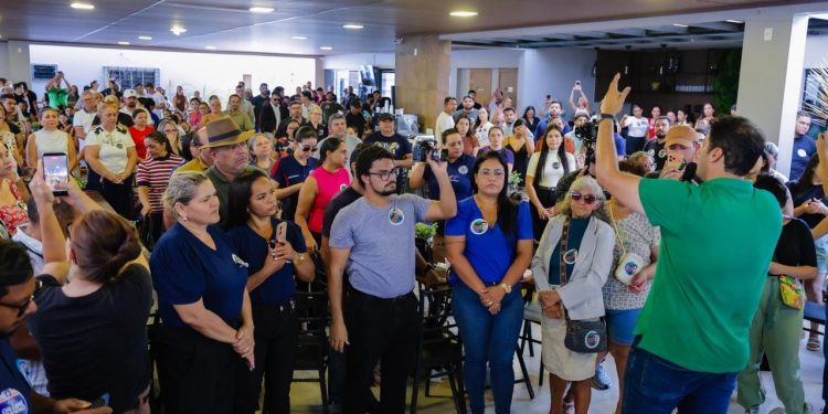 Estreito – Orleans Brandão destaca ações na saúde do município e garante ampliar para mil o número de cadeiras de hemodiálise no estado